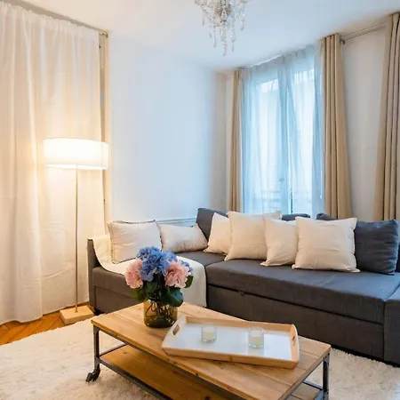 Apartment Luxury Parisian Flat Golden Triangle *